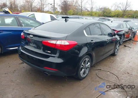 2016 Kia Forte Ex z USA, uszkodzony, nr VIN KNAFZ4A81G5551253